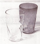 「再生ガラス、軽くてもたっぷりと」再生ガラスのコップ（木下穣二作）